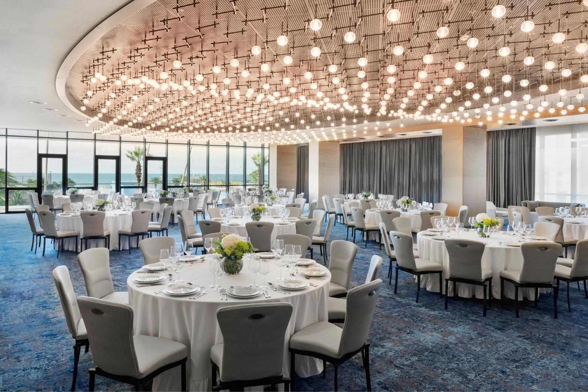 Courtyard By Marriott Batumi 호텔 외부 사진