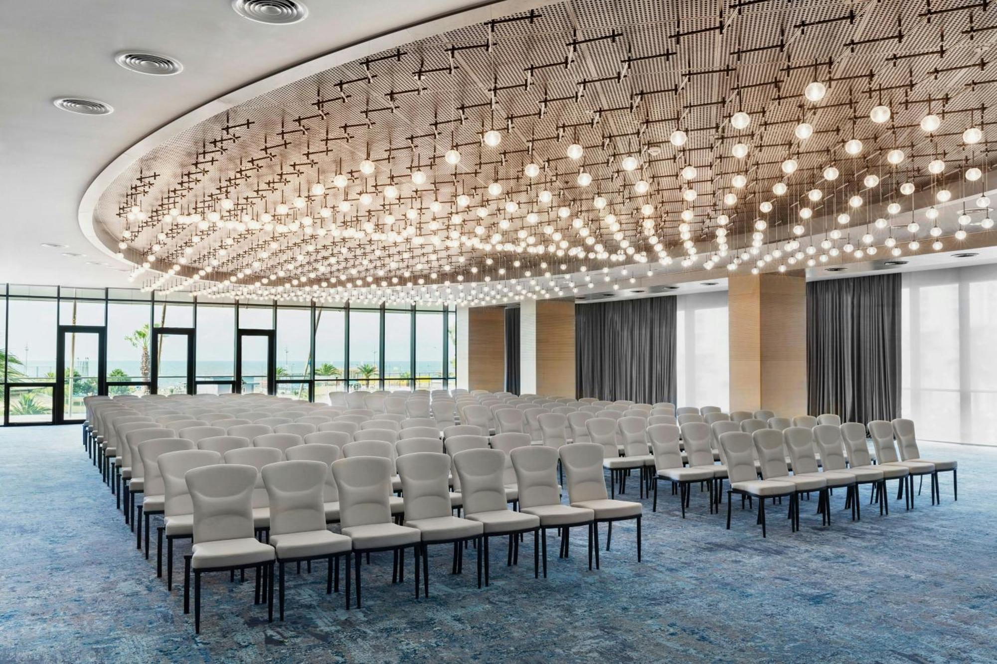 Courtyard By Marriott Batumi 호텔 외부 사진