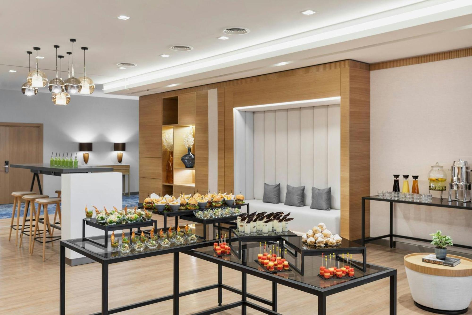 Courtyard By Marriott Batumi 호텔 외부 사진