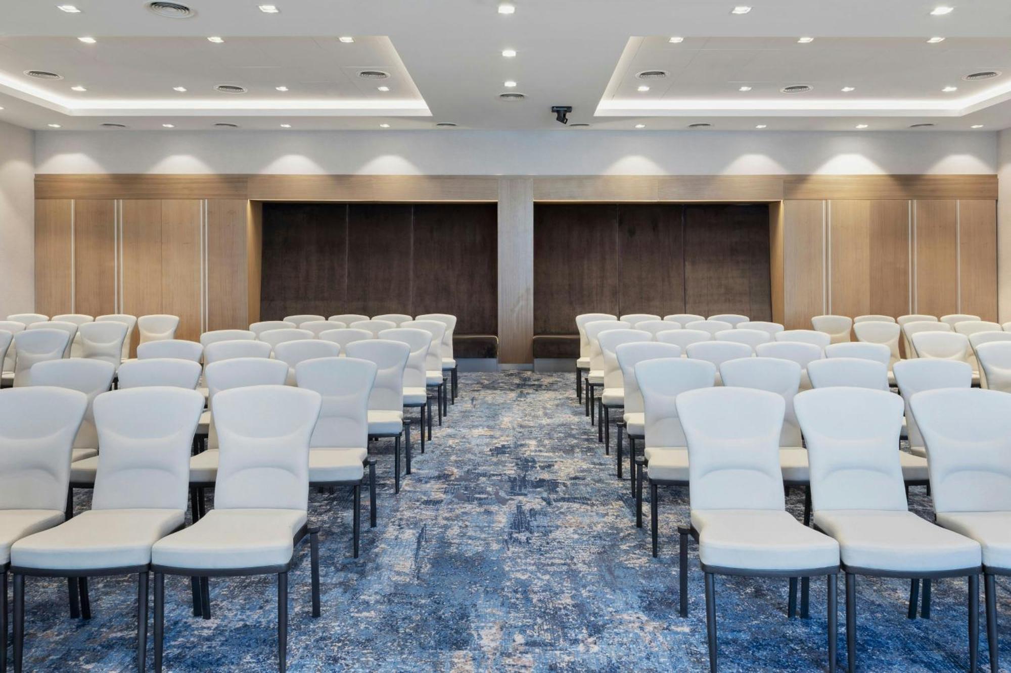 Courtyard By Marriott Batumi 호텔 외부 사진