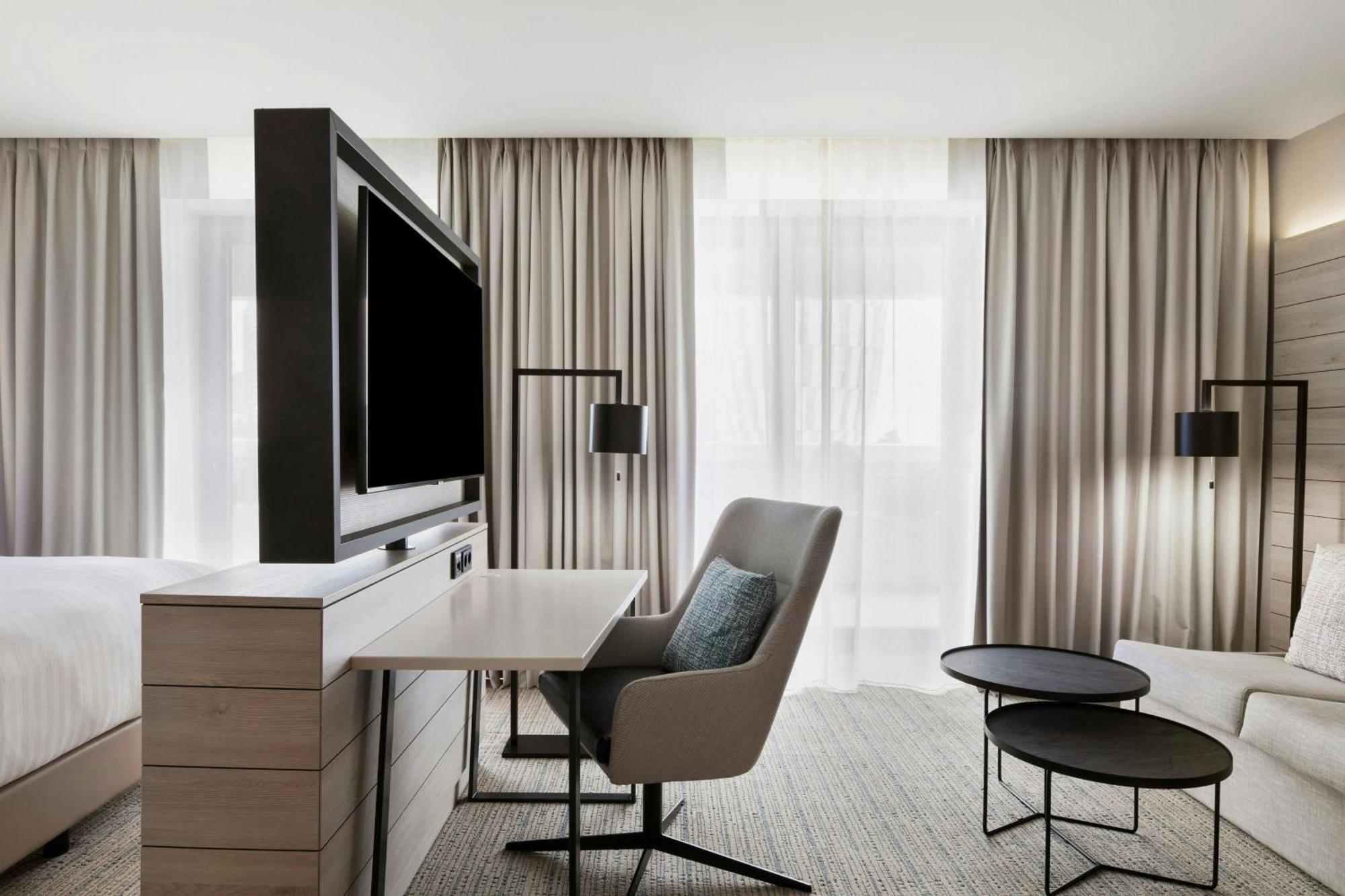 Courtyard By Marriott Batumi 호텔 외부 사진