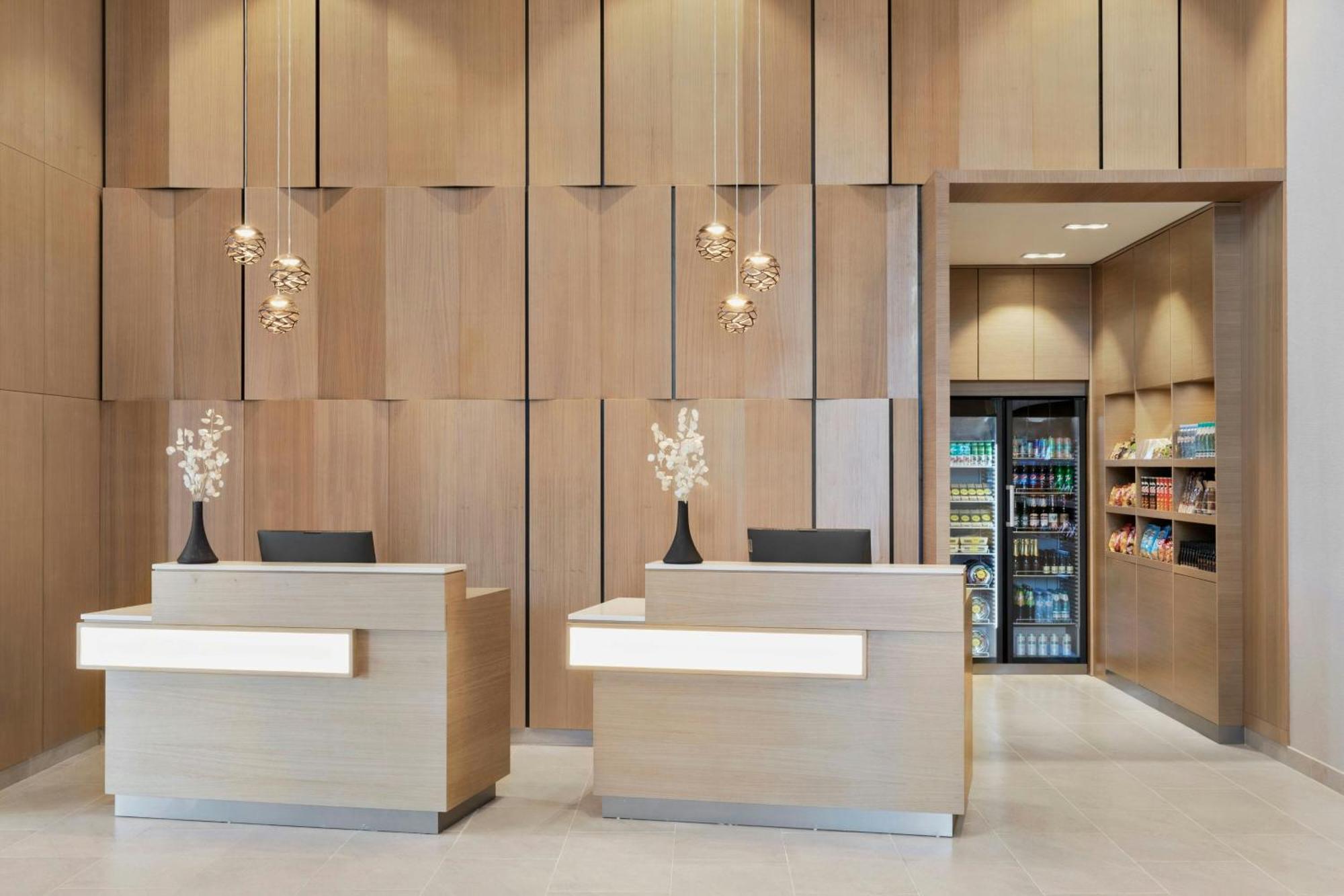 Courtyard By Marriott Batumi 호텔 외부 사진